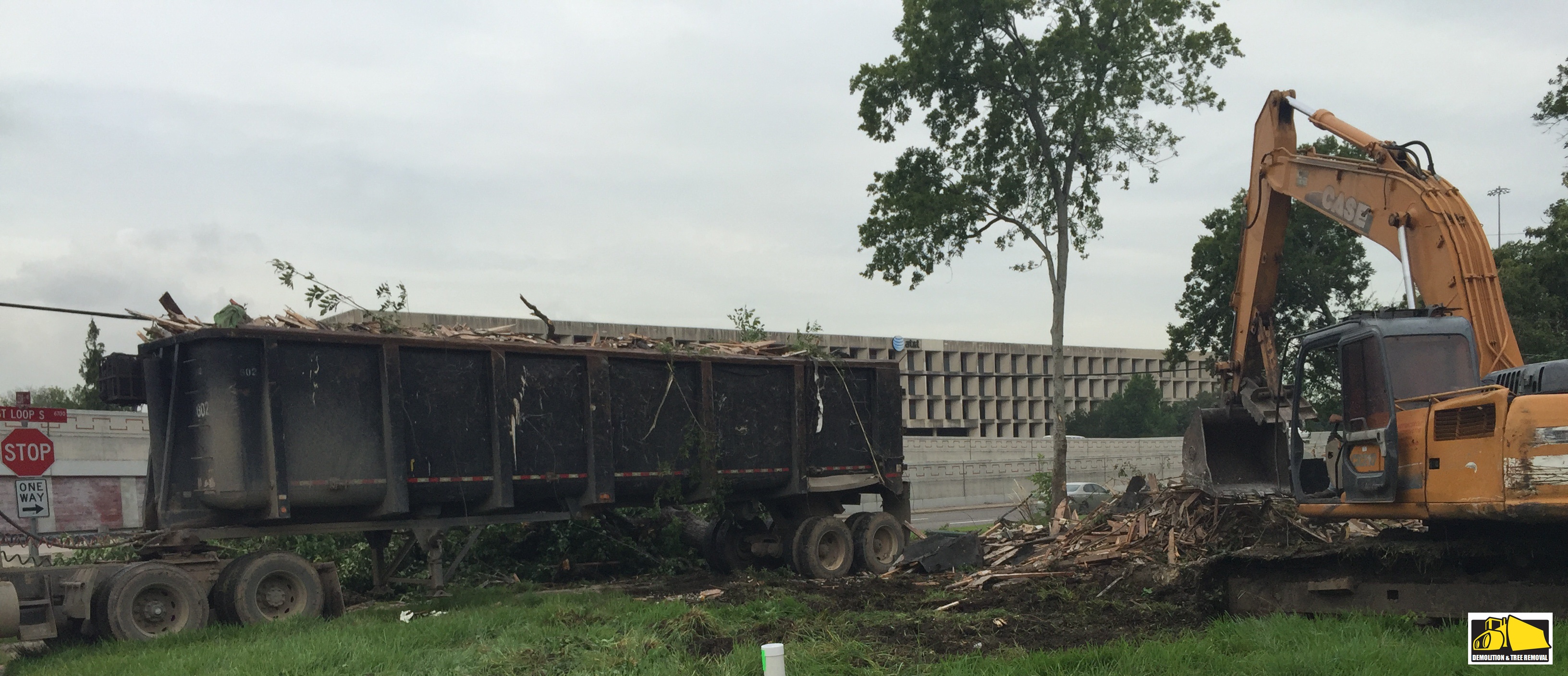 DEMOLITION COMPANY HOUSTON - LOT CLEARING SERVICES HOUSTON - Houston Tree & Demolition Services